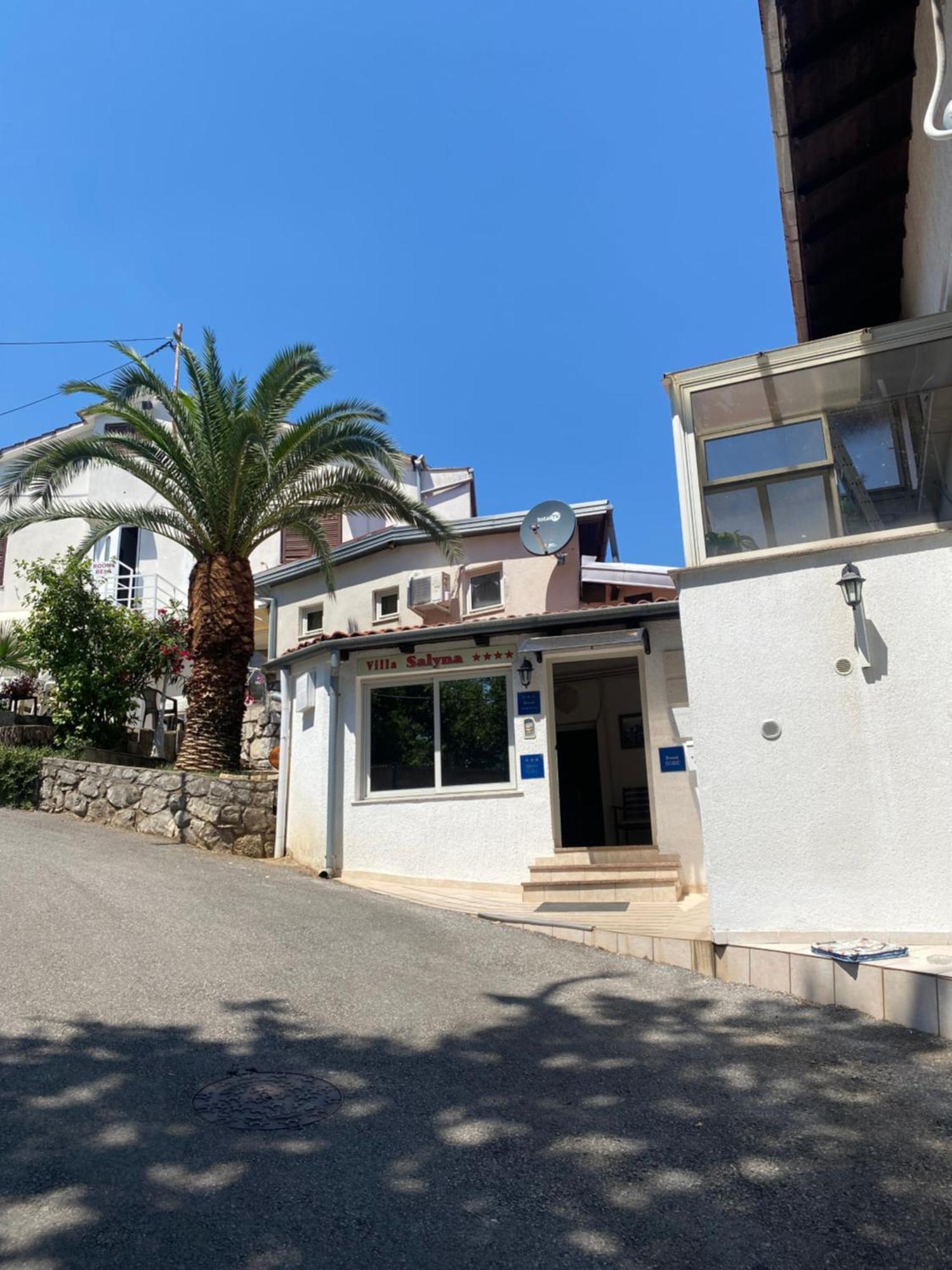 Villa Salyna Ичичи Экстерьер фото