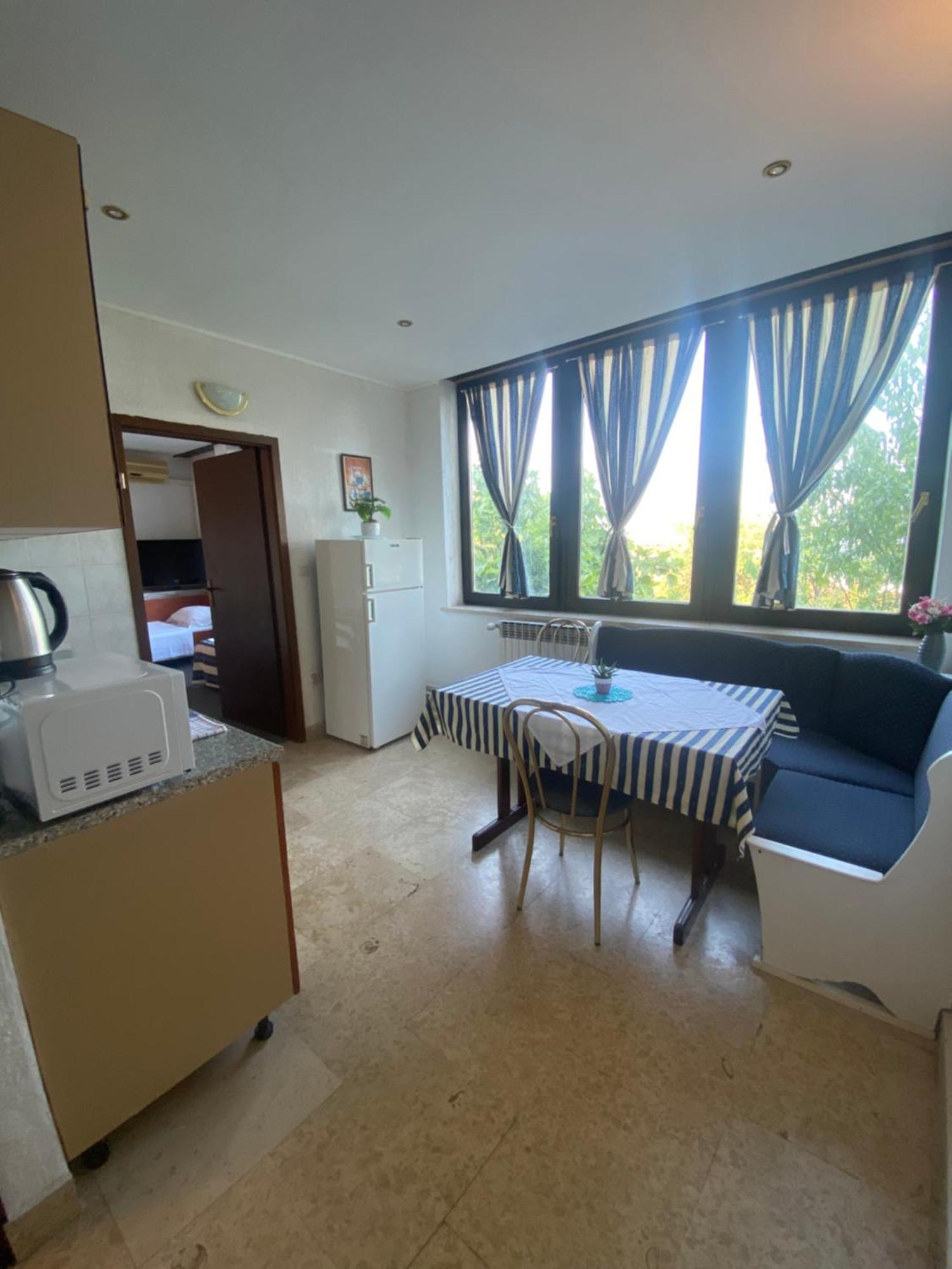 Villa Salyna Ичичи Экстерьер фото